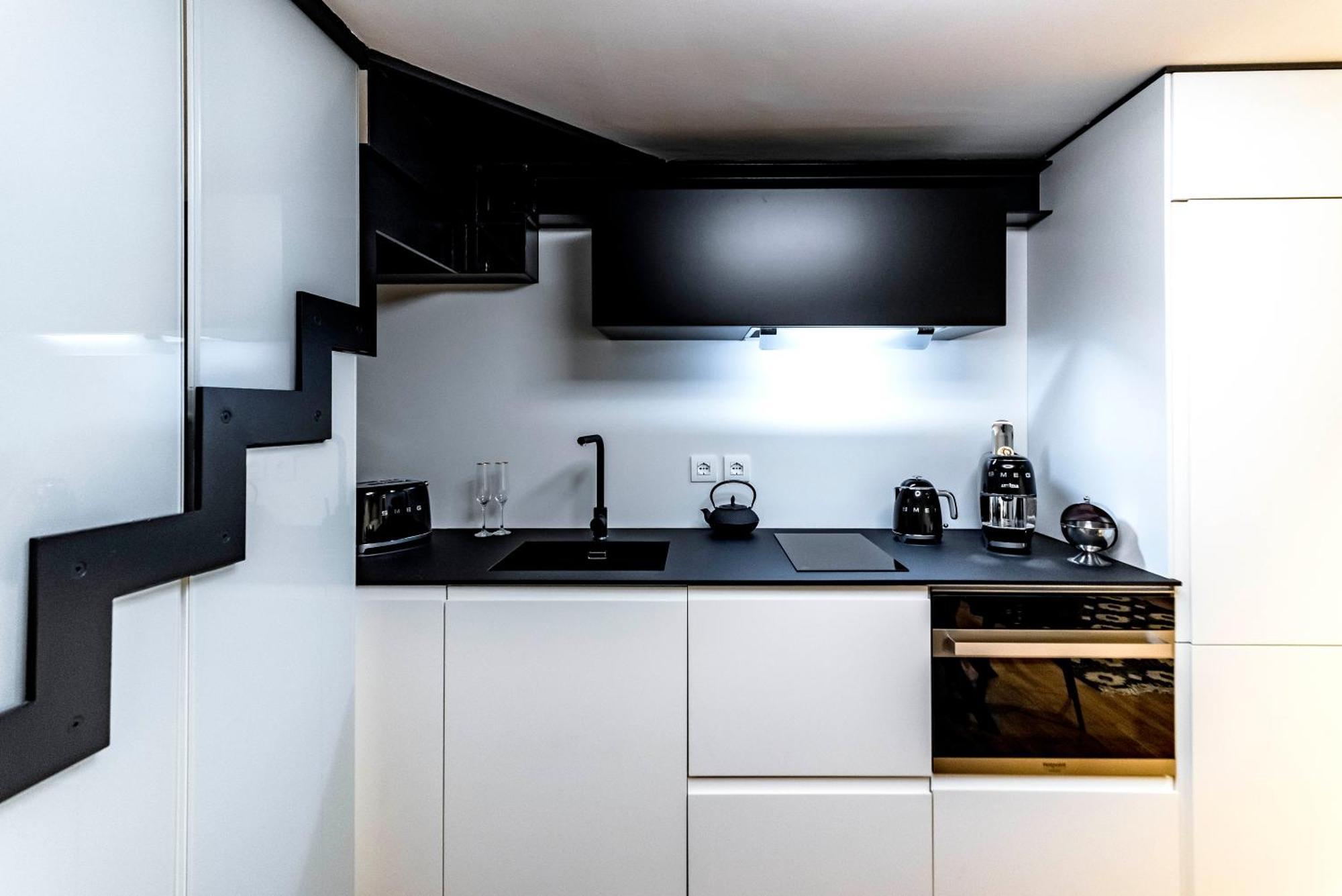 Dream Suites Milano Duomo Екстер'єр фото